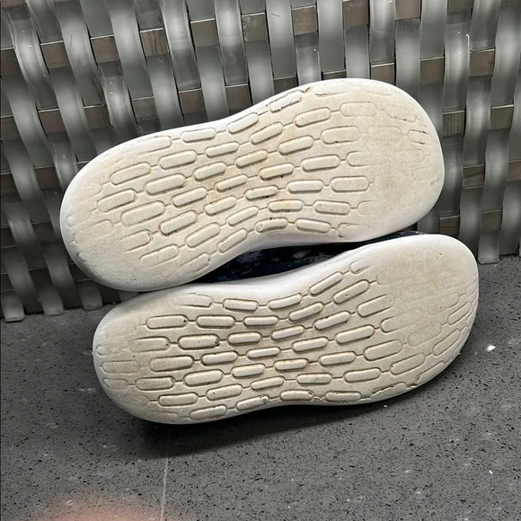 Adidas Blue and Pink Sneakers with Sporty Comfort size 3 1/2 - Picture 7 of 8